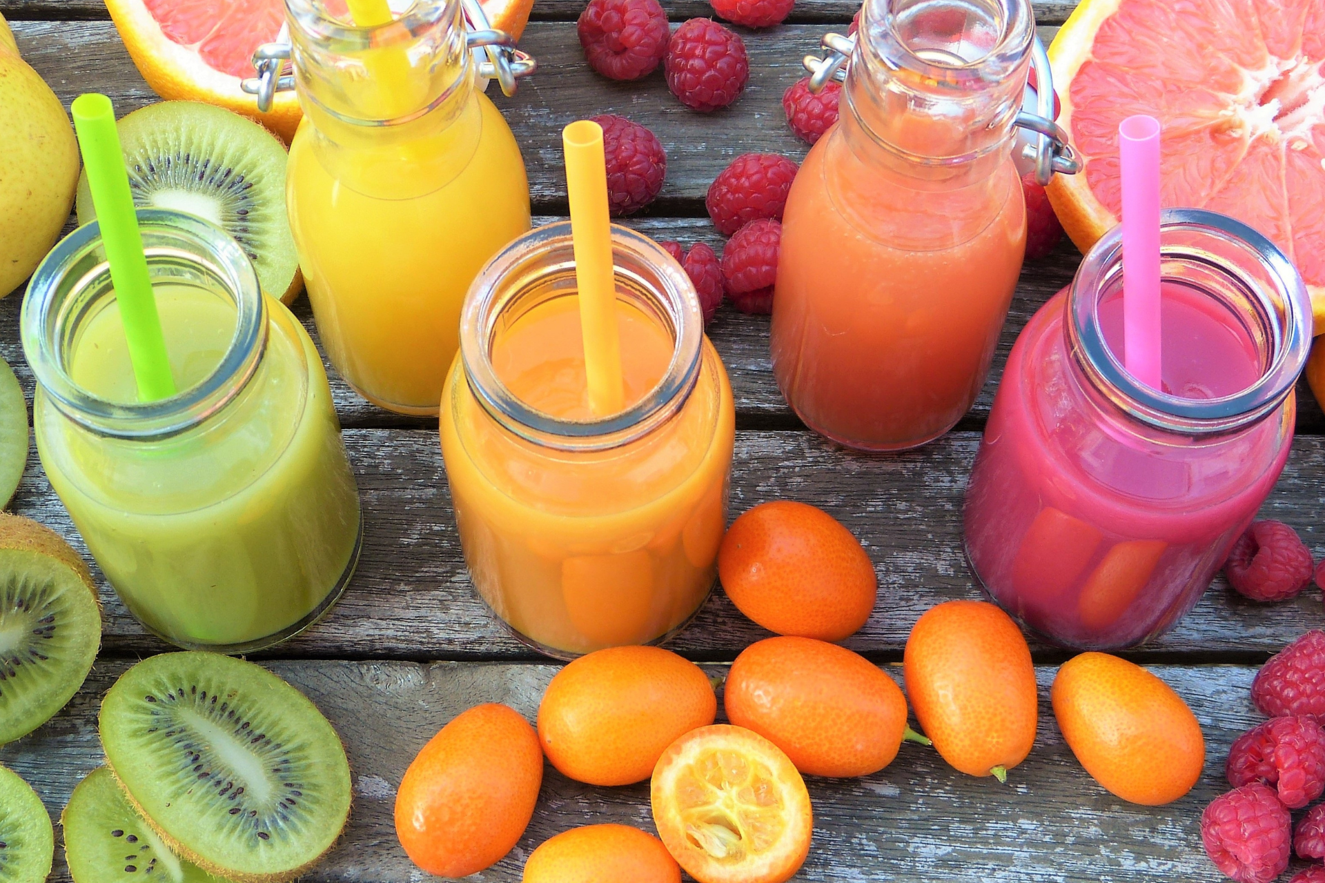 Como economizar comprando as frutas da estação: Dicas simples para o seu bolso e sua saúde 78 suco de frutos frutas da estacao