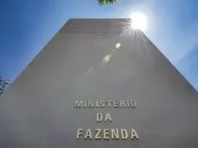 Senado aprova em primeiro turno PEC que altera regras dos precatórios