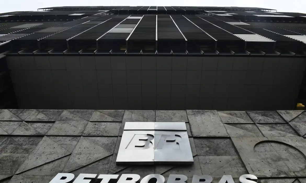 Petrobras nomeia nova diretora para transição energética e reforça liderança feminina
