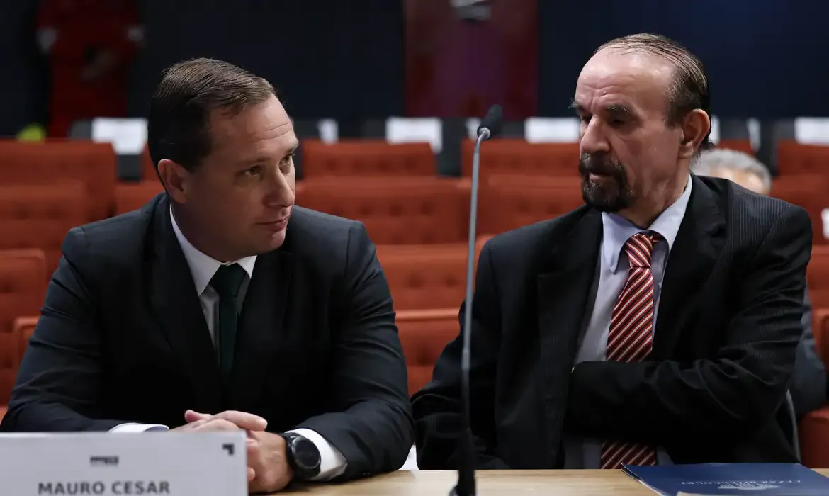 Brasília (DF), 05/06/2025 - Interrogatórios dos réus da Ação Penal (AP) 2668 no STF. Mauro Cesar Barbosa Cid e Dr. Cezar Roberto Bitencourt. Foto: Ton Molina/STF