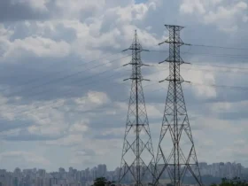 Governo publica MP para conter aumento na conta de luz