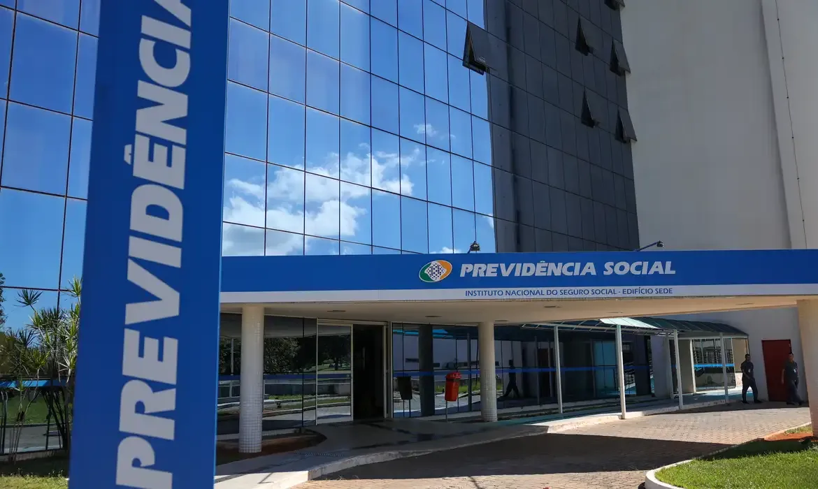 Reembolso do INSS por descontos ilegais começa dia 24 com adesão gratuita