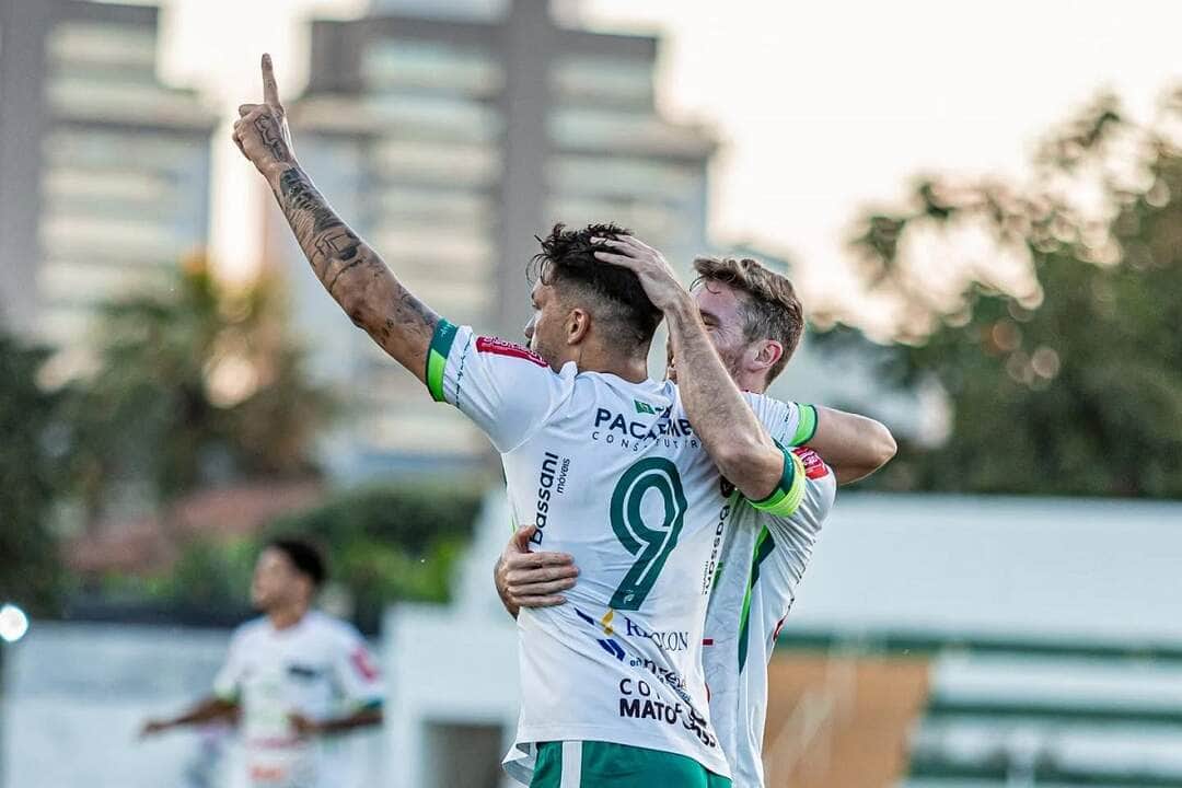 Luverdense e Mixto, classificados, projetam 2ª fase da Série D. Imagem: Divulgação Luverdense