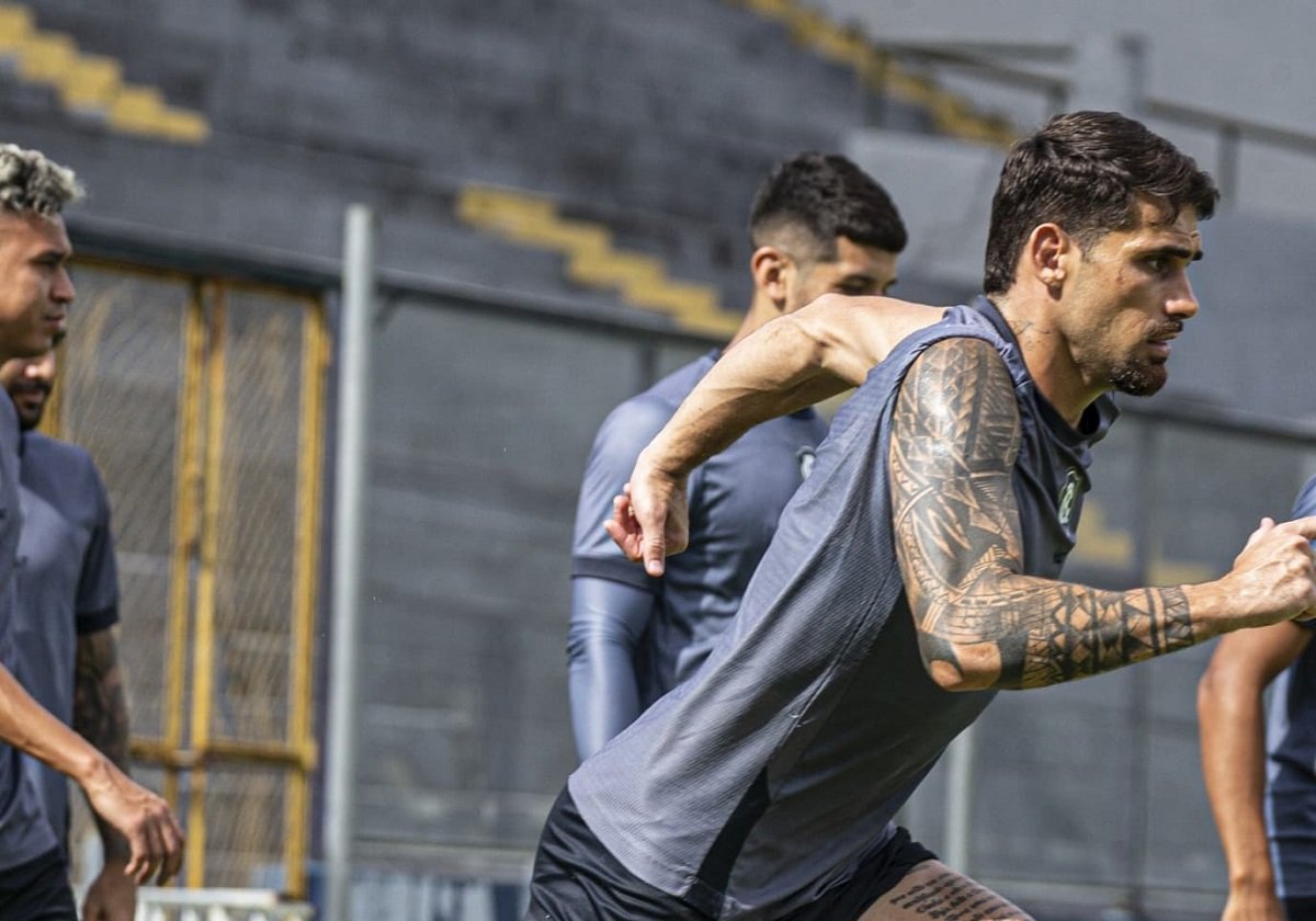 Goiás x Remo: Onde assistir ao vivo e tudo sobre o duelo decisivo da Série B. Imagem: Samara Miranda/Remo Goiás x Remo: Onde assistir ao vivo e tudo sobre o duelo decisivo da Série B. Imagem: Samara Miranda/Remo
