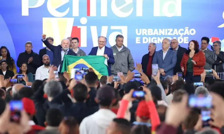 Osasco (SP), 25/07/2025 - O presidente da República, Luiz Inácio Lula da Silva, participa de evento para anúncio do Novo Pac, projeto de urbanização de favelas para Rochdale, Jaguaribe e Favela do Lim