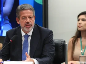 Lira amplia redução do Imposto de Renda para quem ganha até R$ 7.350