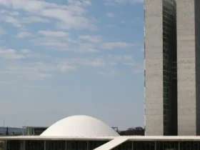 Senado aprova proposta que torna educação vetor de progresso