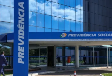 Agu formaliza pedido ao STF para garantir devolução de descontos