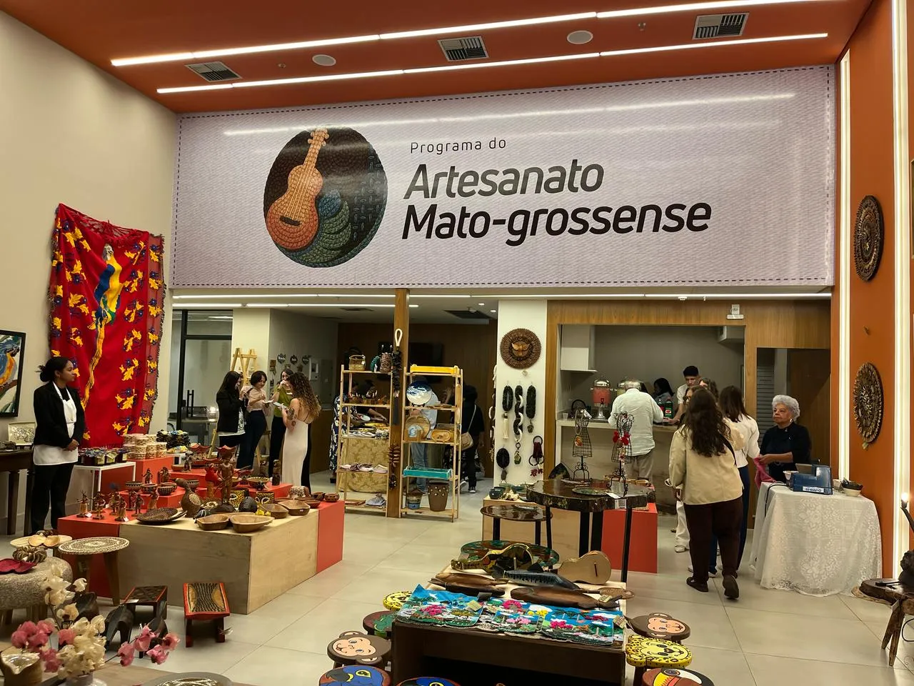 Artesanato ganha vitrine gratuita em Cuiabá com mais de 600 peças