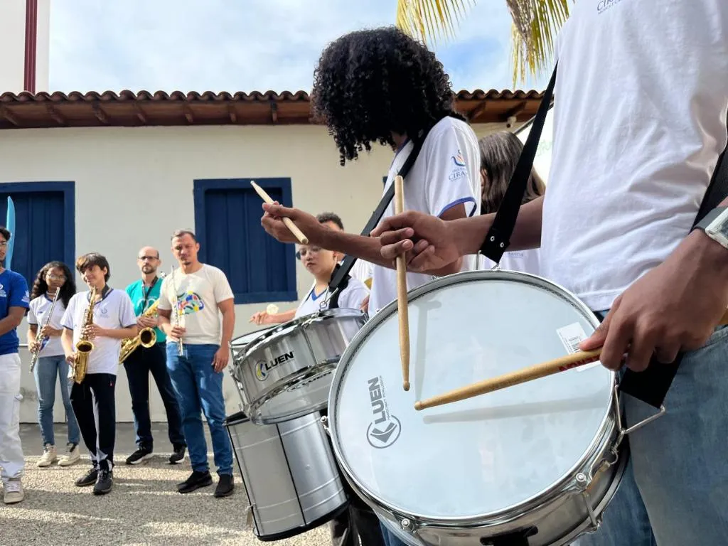 Capacitação fortalece fanfarras e leva música a 38 cidades com apoio da Secel