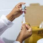 Cuiaba abre vacinacao para toda populacao com 54 mil doses contra gripe em estoque