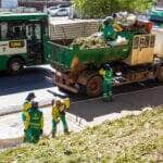 Cuiaba faz grande operacao de limpeza e iluminacao no Morro da Luz