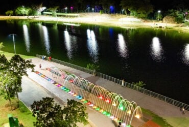 Empresa Cuiabana de Zeladoria e Servicos Urbanos avalia agua e lanca plano de recuperacao do Parque das Aguas