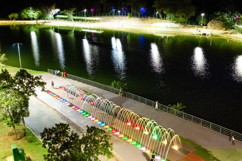 Empresa Cuiabana de Zeladoria e Servicos Urbanos avalia agua e lanca plano de recuperacao do Parque das Aguas