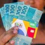 FOTO DO BOLSA FAMILIA