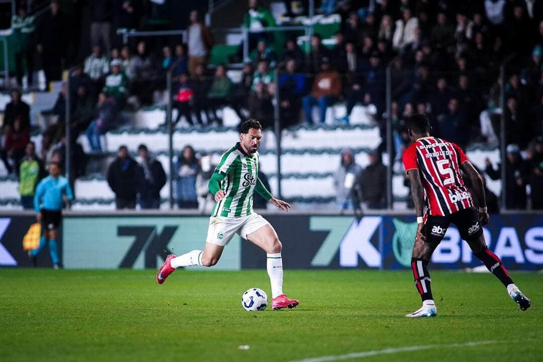 Bahia x Juventude: Onde assistir ao vivo, escalações e tudo sobre o duelo da 17ª rodada do Brasileirão 2025. Imagem: Fernando Alves ECJ Bahia x Juventude: Onde assistir ao vivo, escalações e tudo sobre o duelo da 17ª rodada do Brasileirão 2025. Imagem: Fernando Alves ECJ