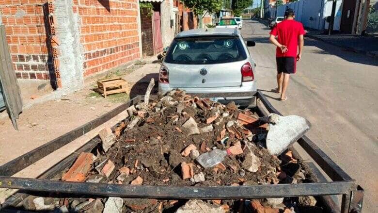 Fiscalizacao flagra acao e coibe mais um descarte irregular em Varzea Grande