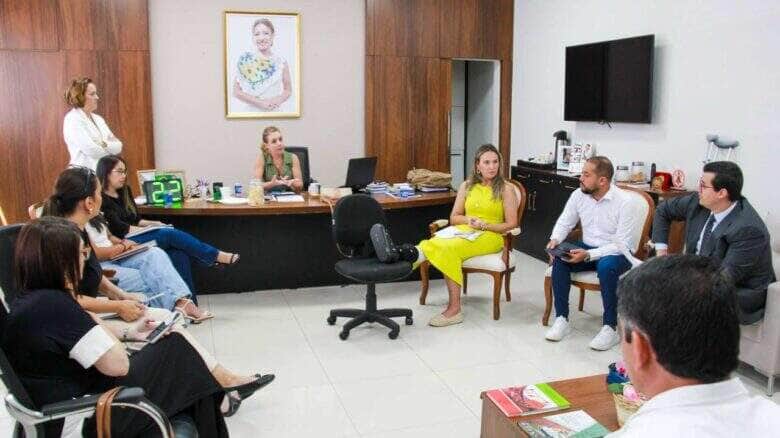 Flavia Moretti da andamento a criacao de Centro de Atendimento aos Autistas e aos Neurodivergentes