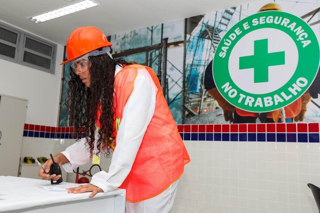 Cursos técnicos gratuitos: oportunidade de qualificação profissional sem custo 79 Imagem de curso profissionalizante