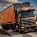 Mercedes Benz relanca Axor com nova motorizacao tecnologias e foco no cliente Divulgacao 2