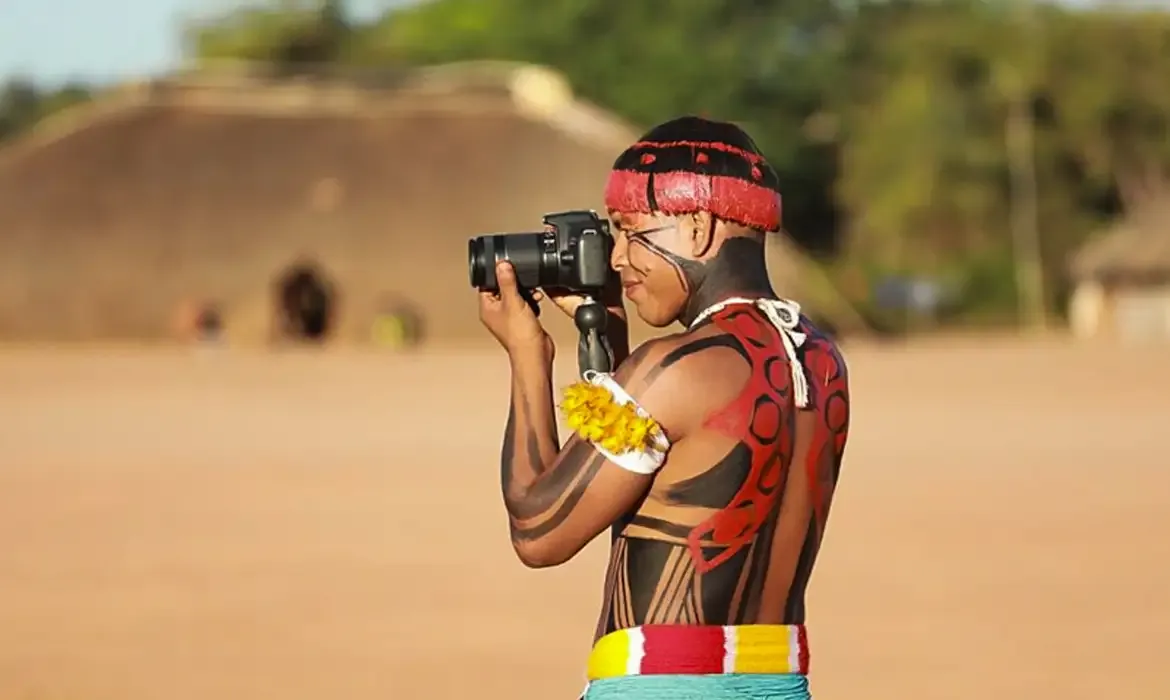 Mostra exibe produções indígenas com cineastas de diversas etnias em SP