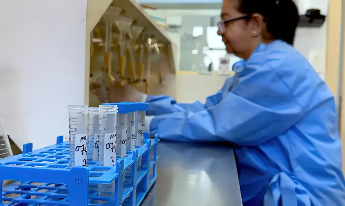 Mudança na vacinação amplia proteção contra meningite no Brasil