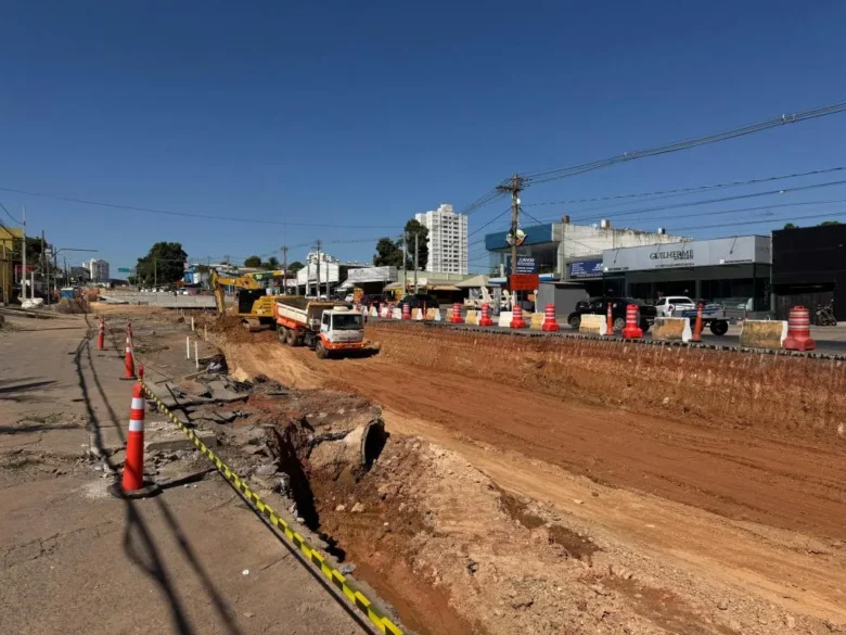Obras avançam no Complexo Viário do Leblon e liberam alça de acesso na Miguel Sutil