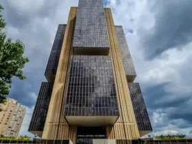 Polícia investiga ataque hacker que comprometeu reservas bancárias