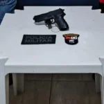 Polícia prende dupla por ameaça com simulacro em padaria