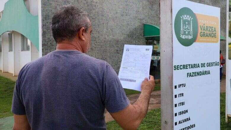 Prefeitura de Varzea Grande notifica moradores para aproveitarem vantagens e descontos do Refis