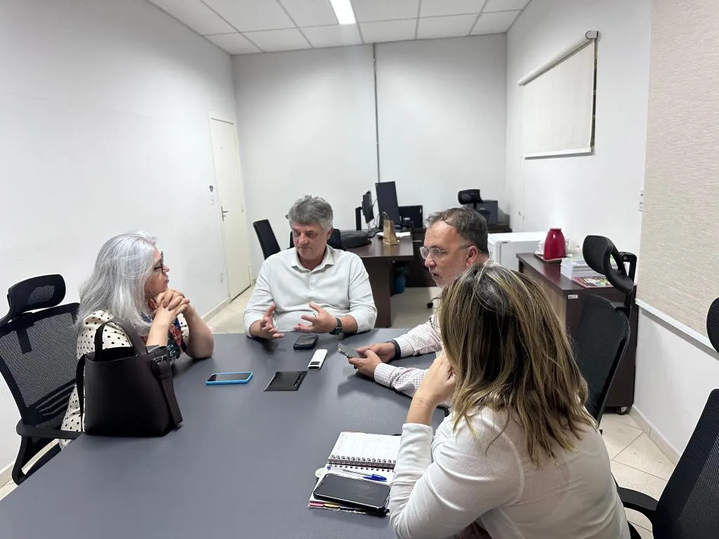 Representantes da Unemat e da Seciteci discutem verticalização de cursos técnicos