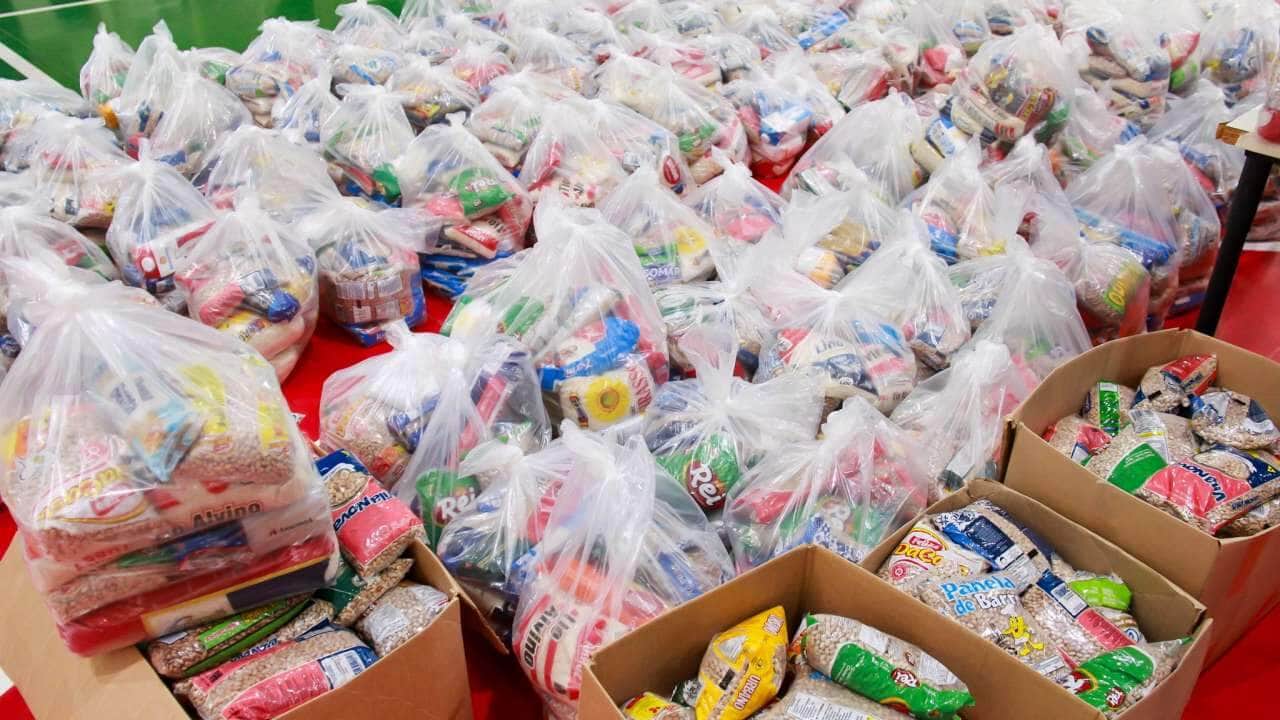 Varzea Grande arrecada 3 t de alimentos com inscricoes da 1a Corrida Top VG