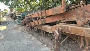Prefeitura de Lucas do Rio Verde reforça fiscalização para retirada de veículos abandonados e desobstrução de calçadas e vias públicas 85 WhatsApp Image 2025 07 09 at 14.56.32