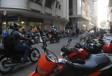 Rio de Janeiro - O Instituto Nacional de Traumatologia e Ortopedia (Into) revela 40% das cirurgias da área de trauma são feitos em motociclistas acidentados