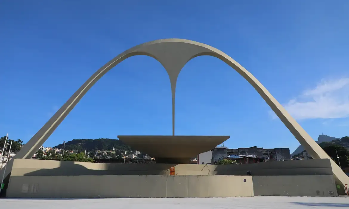 Justiça define prazo para manifestação sobre lei que transfere Sambódromo