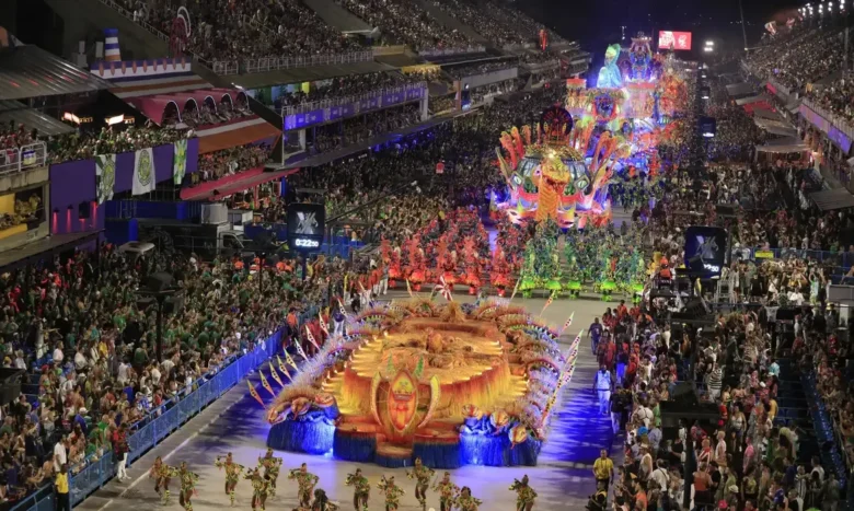 Liesa libera venda de ingressos para arquibancadas no carnaval