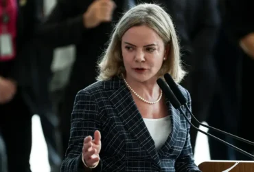 Brasília (DF), 10/03/2025 - Cerimônia de transmissões de cargos e posse, da ministra da secretaria de relações institucionais, Gleisi Hoffman. Foto: Jose Cruz/Agência Brasil