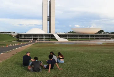 Senado cria comissão para fortalecer diálogo com Congresso dos EUA