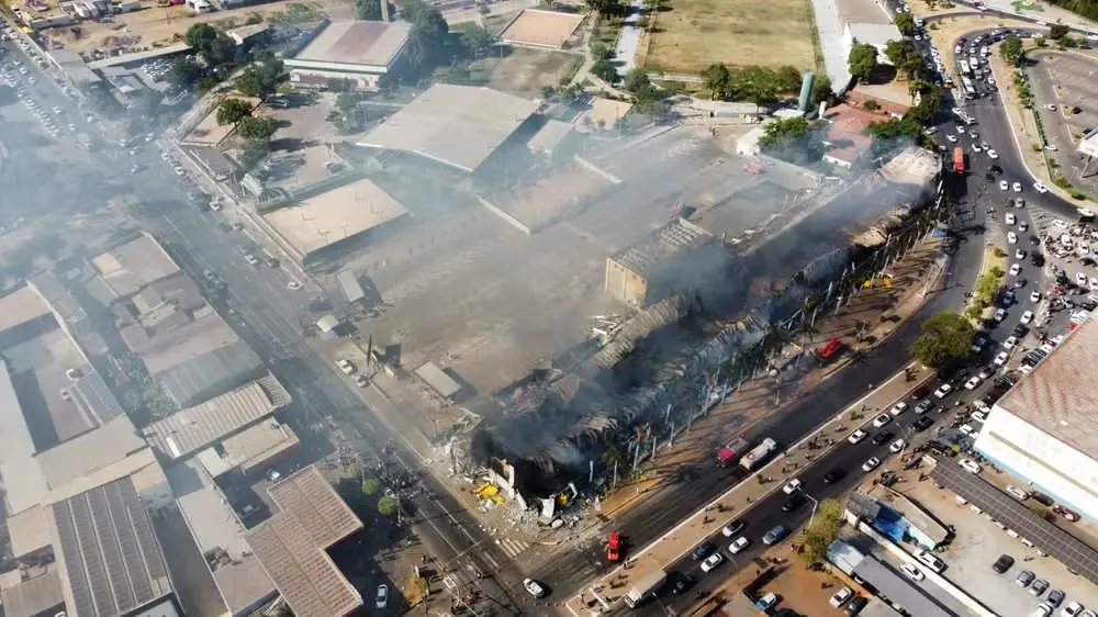 Shopping Popular de Cuiabá: como funciona, onde fica e os desafios enfrentados 95 incendio-seguro-incendio-shopping-cuiaba