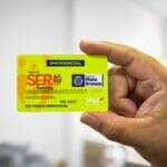 Famílias em situação de vulnerabilidade podem receber até R$ 150 por mês; atendimento está disponível nos CRAS e na unidade do CadÚnico