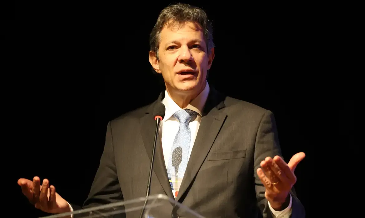 Tarifas: Haddad elogia postura firme de Alckmin nas negociações com os EUA