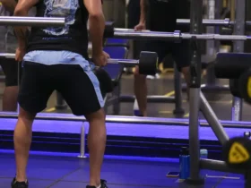Academia, exercício físico