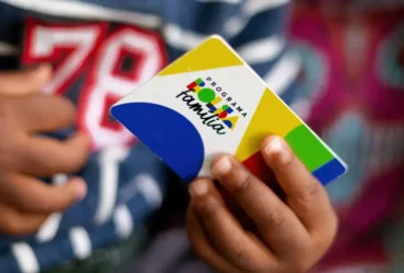 Bolsa começa a pagar benefícios de agosto com extras para famílias