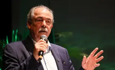 Cmn remaneja R$ 1,4 bi para crédito de estados, municípios e Novo PAC
