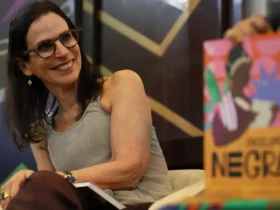 Salvador (BA), 09/08/2025 - A escritora Lilia Schwarcz fala sobre os livros Óculos de Cor e Enciclopédia Negra para Jovens Leitores no Museu Eugênio Teixeira Leal durante a Festa Literária Internacion
