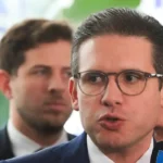 Motta anuncia projeto efetivo para proteger crianças nas redes sociais