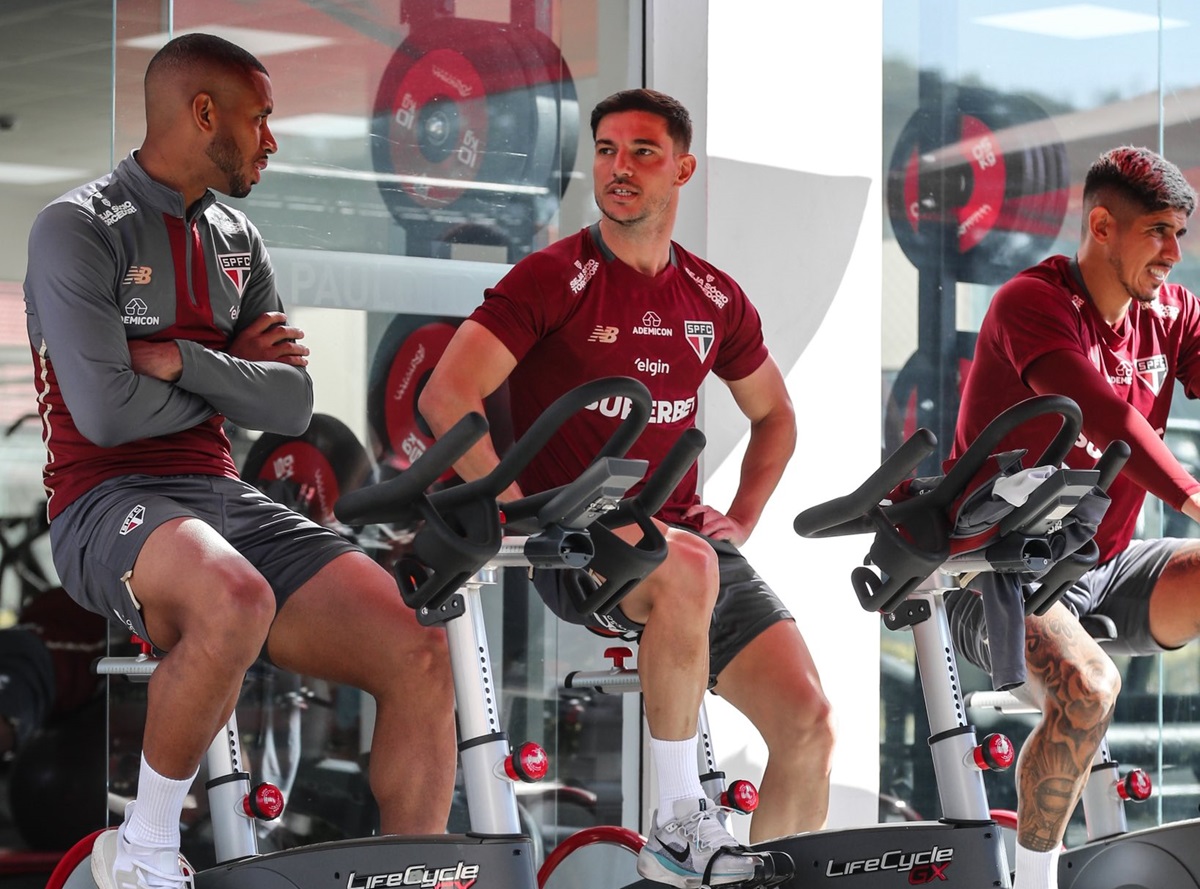 Internacional x São Paulo: onde assistir, escalações e tudo sobre o duelo de campeões no Beira-Rio. Imagem: SPFC Internacional x São Paulo: onde assistir, escalações e tudo sobre o duelo de campeões no Beira-Rio. Imagem: SPFC