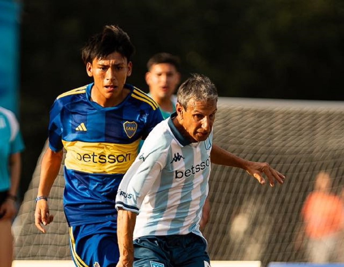 Peñarol x Racing: Confronto eletrizante pelas oitavas da Libertadores. Imagem: Divulgação Racing Peñarol x Racing: Confronto eletrizante pelas oitavas da Libertadores. Imagem: Divulgação Racing