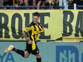 Peñarol x Racing: Confronto eletrizante pelas oitavas da Libertadores. Imagem: Divulgação Peñarol