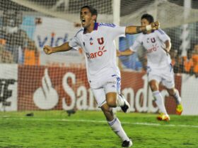 Universidad de Chile x Independiente: onde assistir, escalações e clima do jogo decisivo na Sul-Americana. Imagem: Divulgação La U